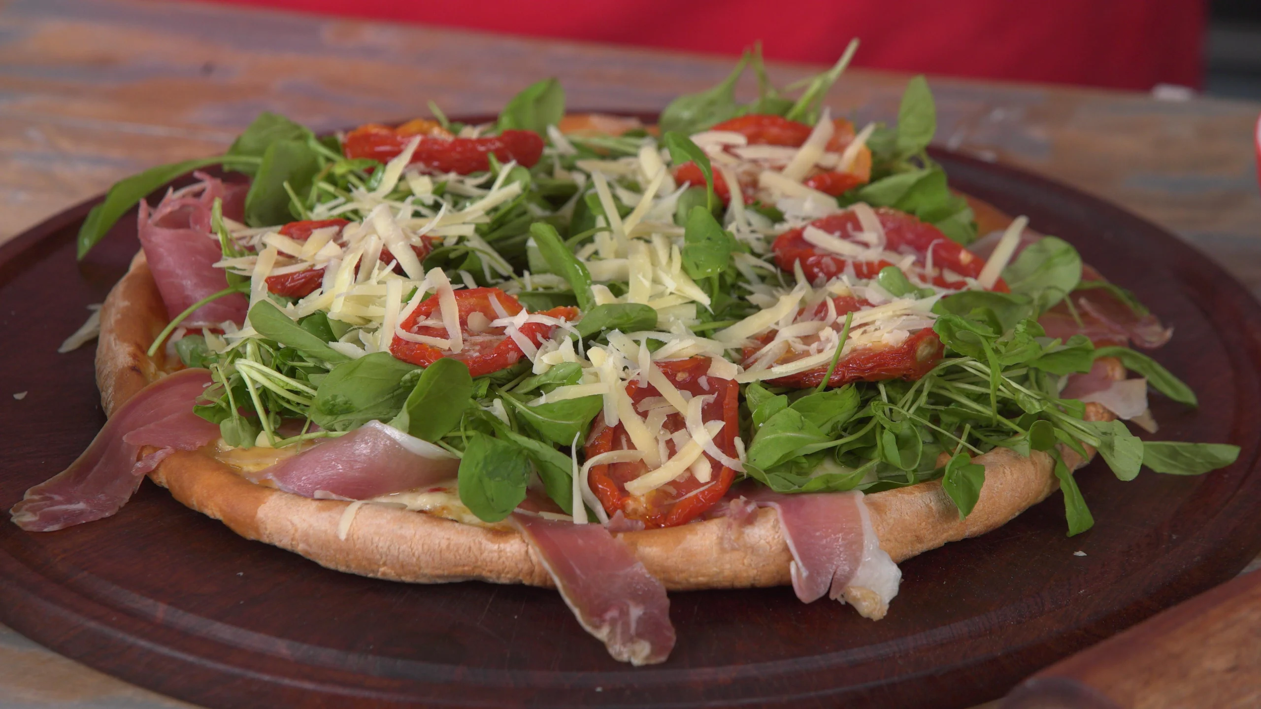 pizza de rucula y jamon crudo - Cuántas calorías tiene la pizza de rucula