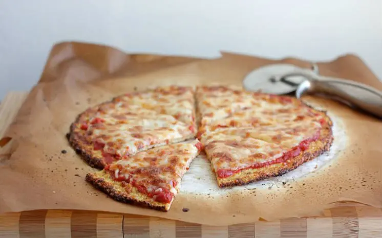 calorias pizza coliflor - Cuántas calorías tiene una pizza con base de coliflor