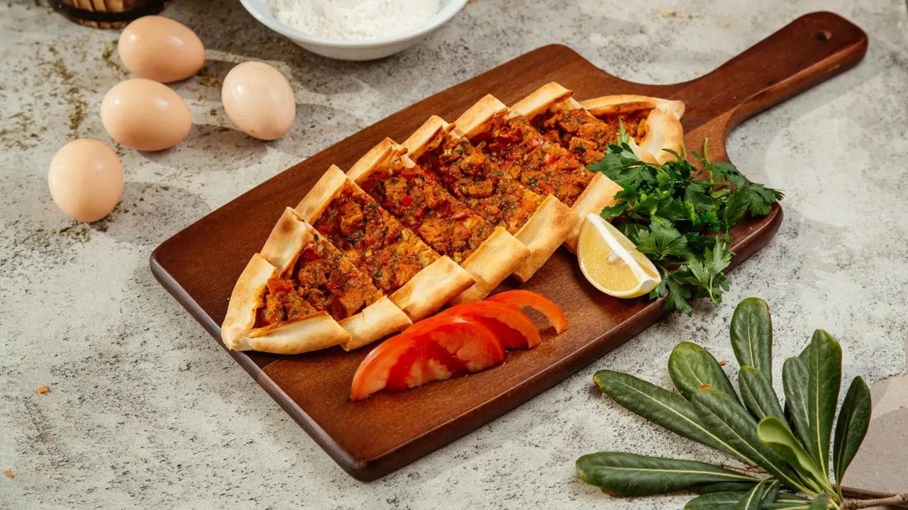 pizzas turcas - Qué son los pides turcos