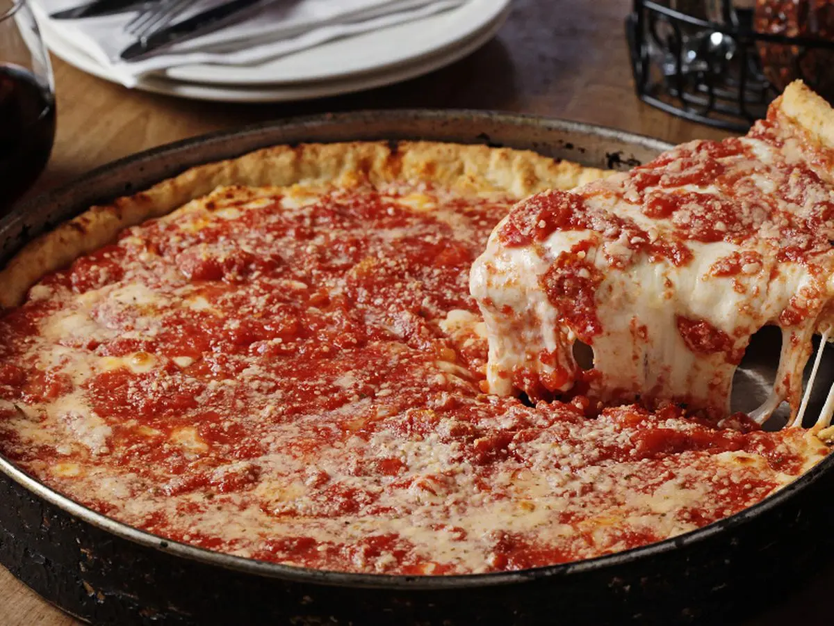 best deep pizza chicago - Why Detroit pizza is better than Chicago